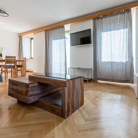 Casa Bernina Apartment Poschiavo Exterior photo